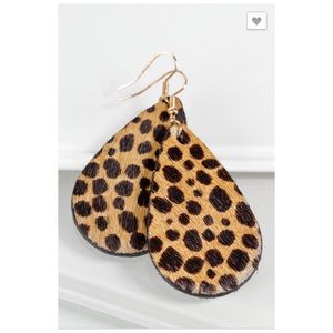 Jewelry - Last Pair 💥 Leopard Leather Teardrop Earrings Jewelry - Last Pair 💥 Leopard Leather Teardrop Earrings